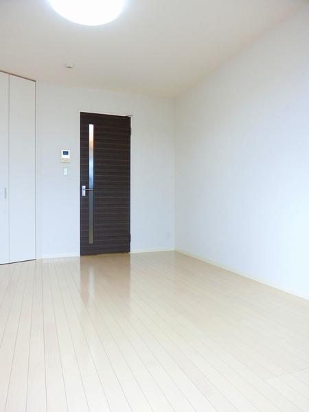 彦根市東沼波町のアパート
