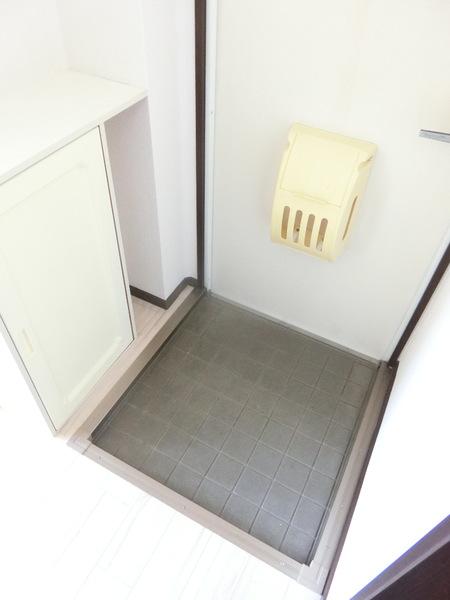 彦根市戸賀町のアパート