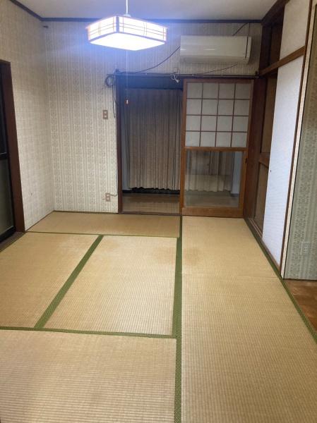彦根市大藪町の貸家