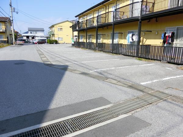 彦根市後三条町のアパート