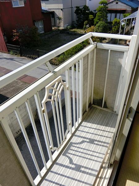 彦根市後三条町のアパート