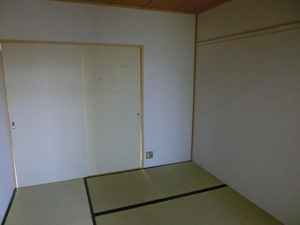 彦根市後三条町のアパート