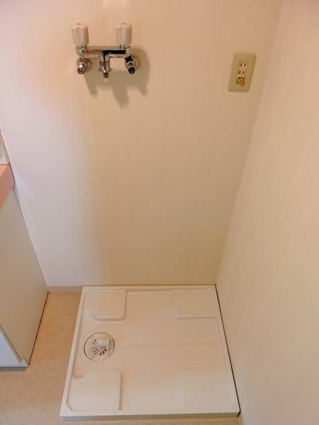 米原市下多良２丁目のマンション
