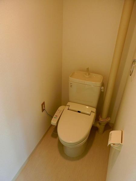 米原市下多良２丁目のマンション