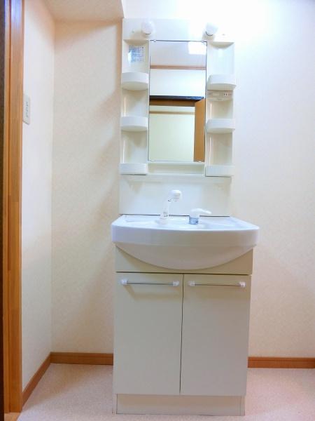 彦根市小泉町のマンション