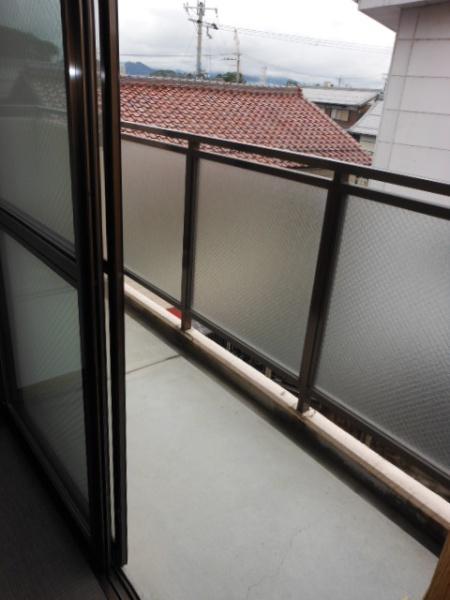 彦根市芹川町のマンション