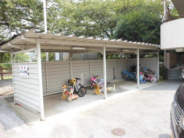 彦根市芹川町のマンション