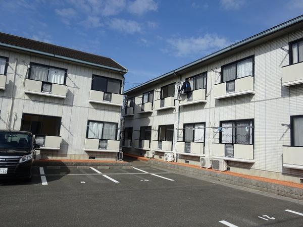 彦根市本町１丁目のアパート