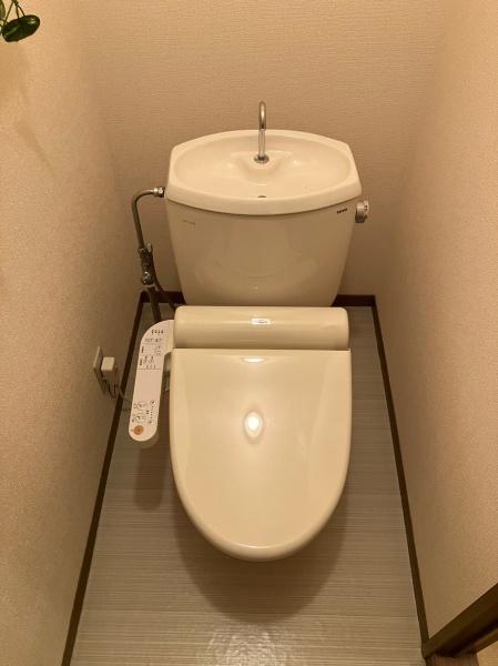 米原市下多良１丁目のアパート