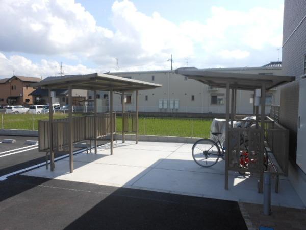 彦根市川瀬馬場町のアパート