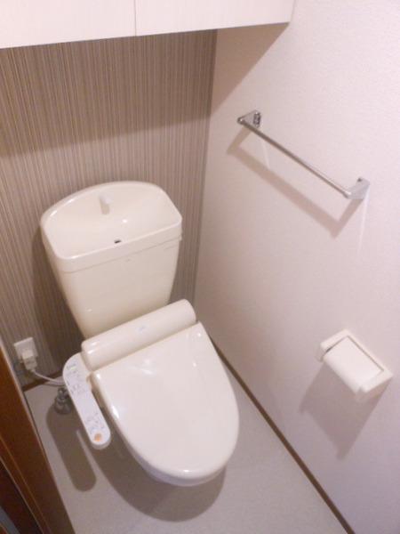 彦根市川瀬馬場町のアパート