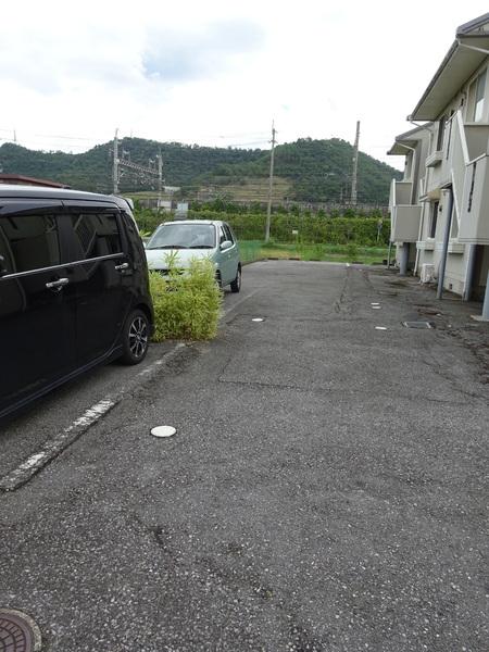 米原市梅ケ原栄のアパート