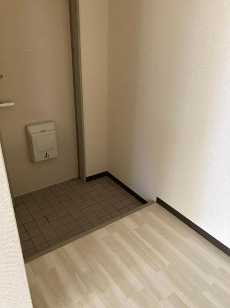 彦根市後三条町のアパート