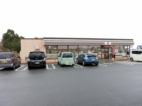 彦根市宇尾町のアパート(セブンイレブン南彦根駅北店)