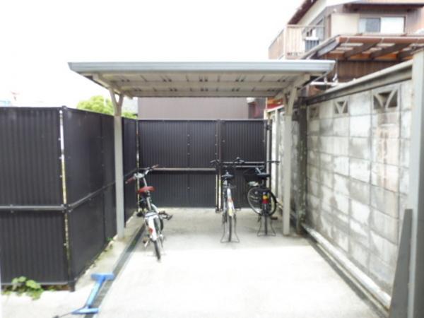 ハイツ城町