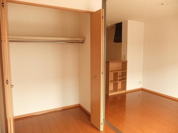 彦根市東沼波町のアパート