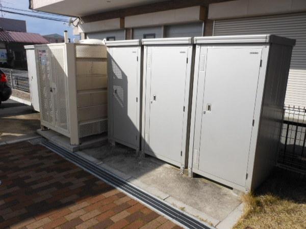 彦根市平田町のアパート
