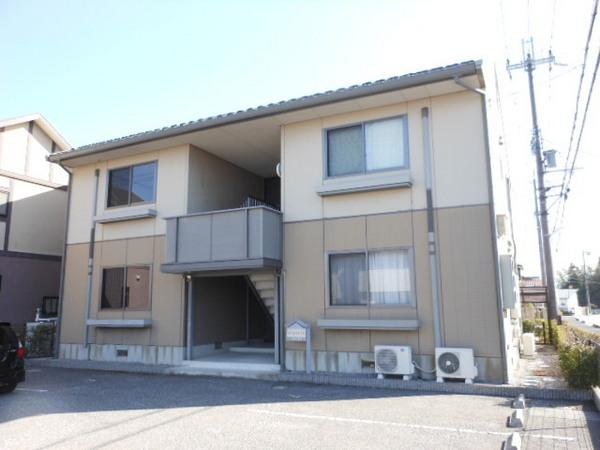 彦根市竹ケ鼻町のアパート