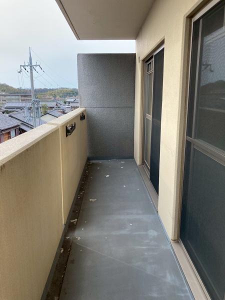彦根市西沼波町のマンション
