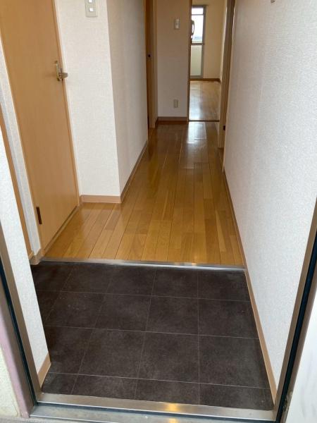 彦根市西沼波町のマンション