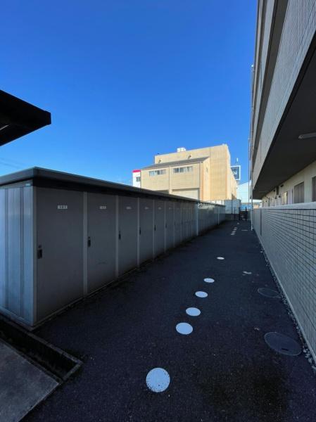 彦根市西沼波町のマンション