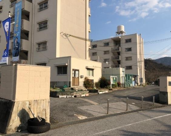 彦根市鳥居本町のマンション