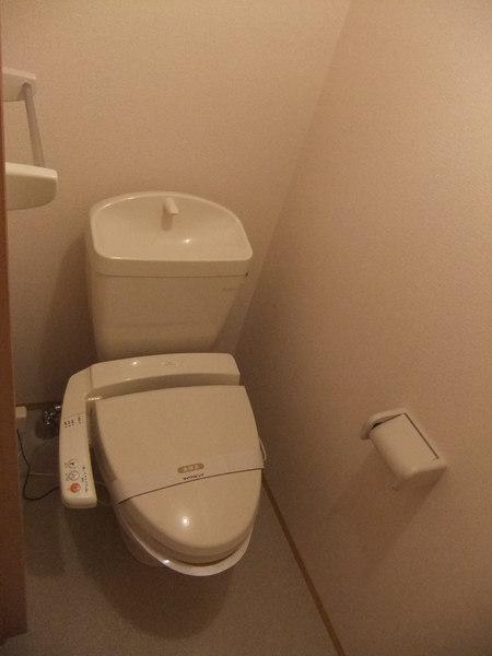 米原市宇賀野のアパート
