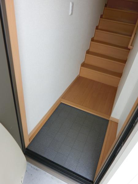 彦根市西今町のアパート