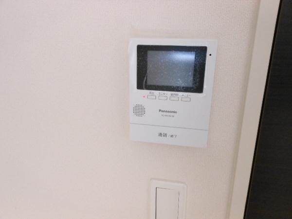 レイクヒルズ西今