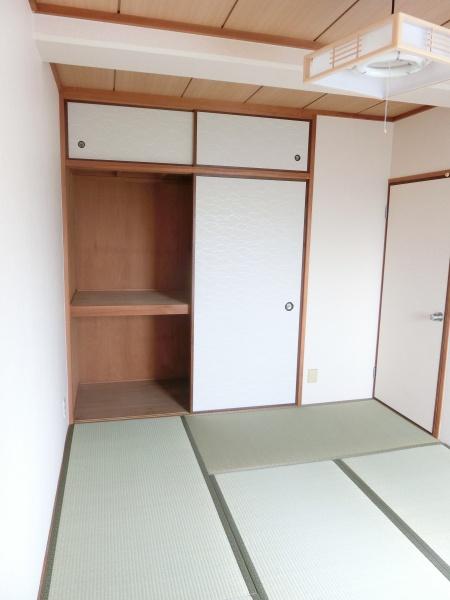 コーポ基