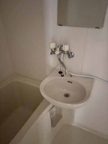 彦根市栄町２丁目のアパート