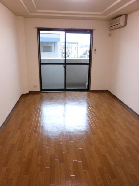 彦根市西今町のアパート