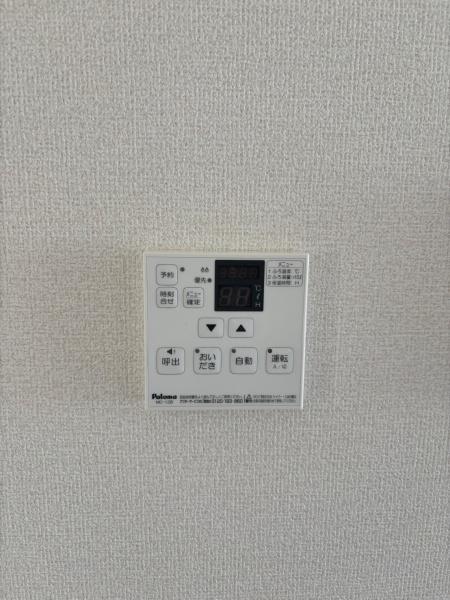 米原市下多良３丁目のアパート