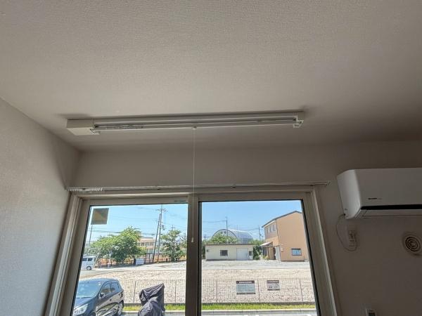米原市下多良３丁目のアパート