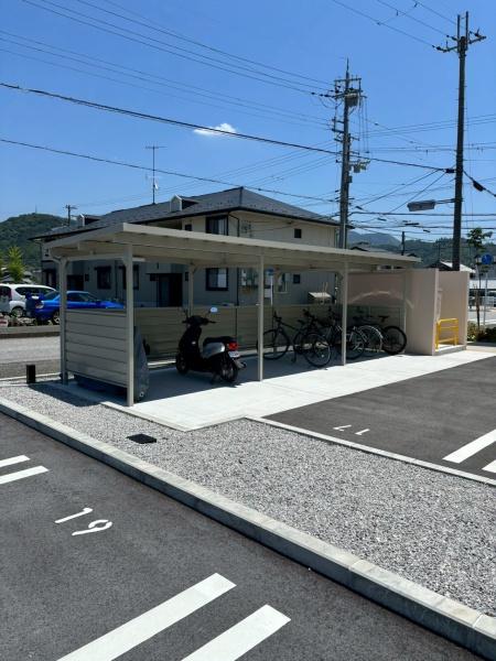 シャーメゾン　テミス