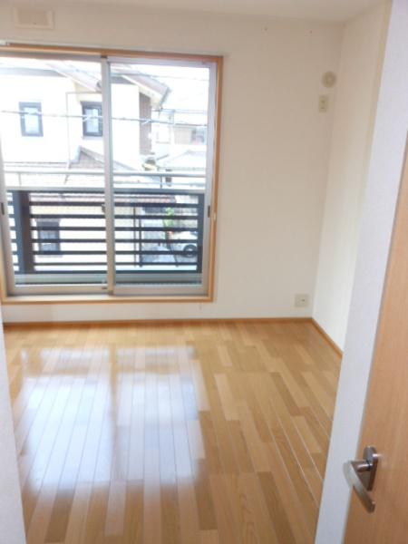 彦根市後三条町のアパート