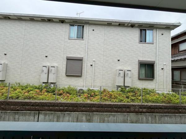 彦根市芹川町のアパート