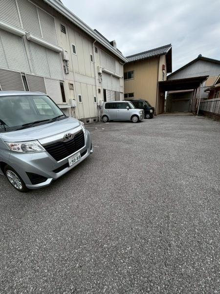 彦根市戸賀町のアパート