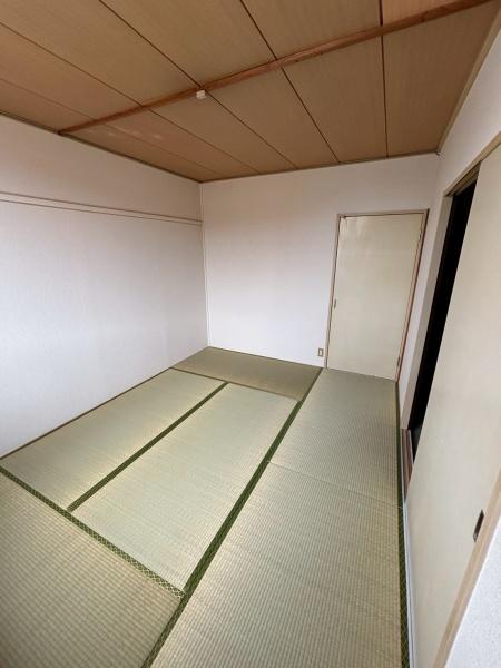 彦根市戸賀町のアパート