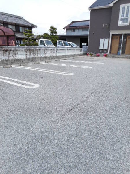 ハーヴェストコートＪ