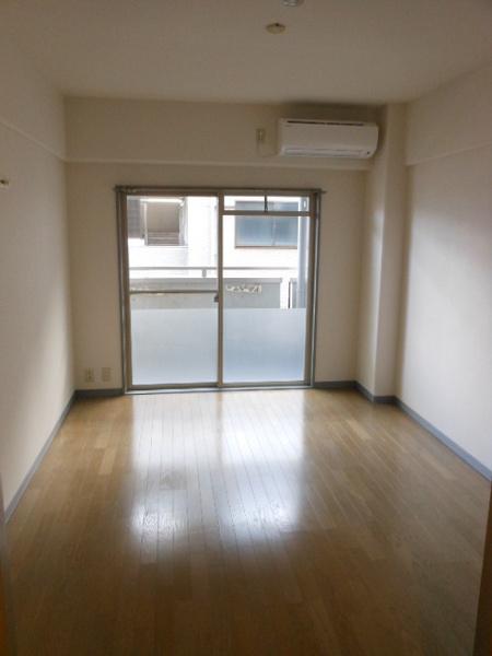 彦根市松原町のマンション