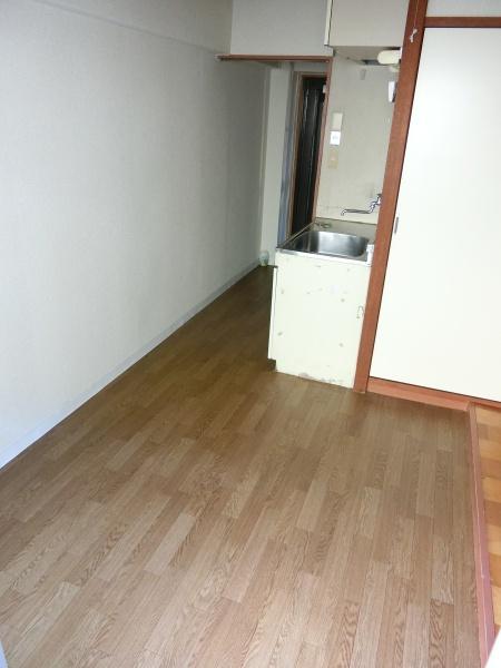 シャトル城町