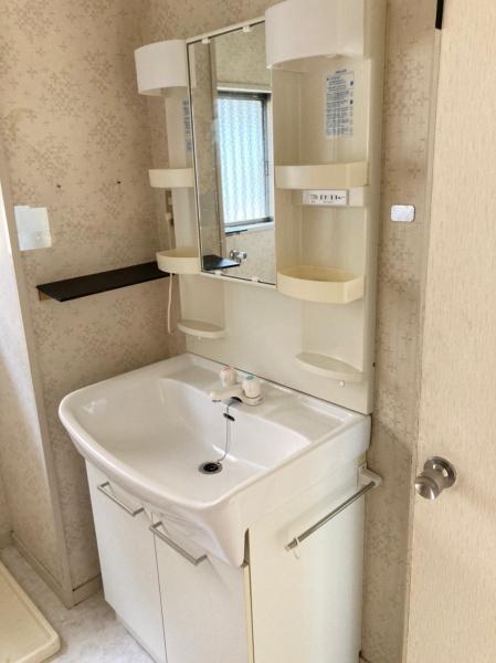 彦根市大藪町の貸家