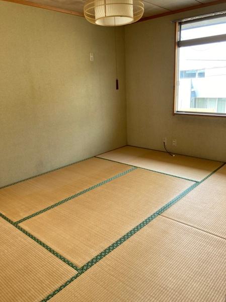 彦根市大藪町の貸家