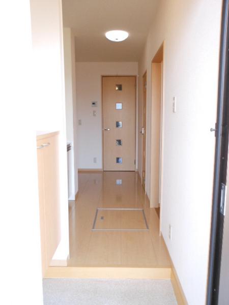 彦根市川瀬馬場町のアパート