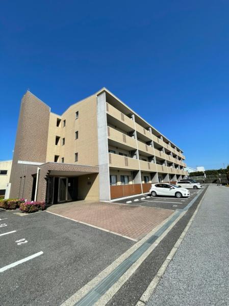 彦根市西沼波町のマンション