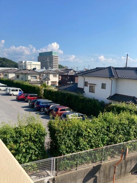 彦根市西沼波町のマンション