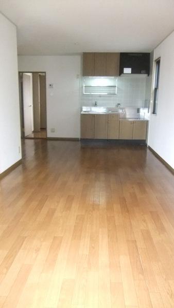 グリーンタウン杉原　Ｆ棟