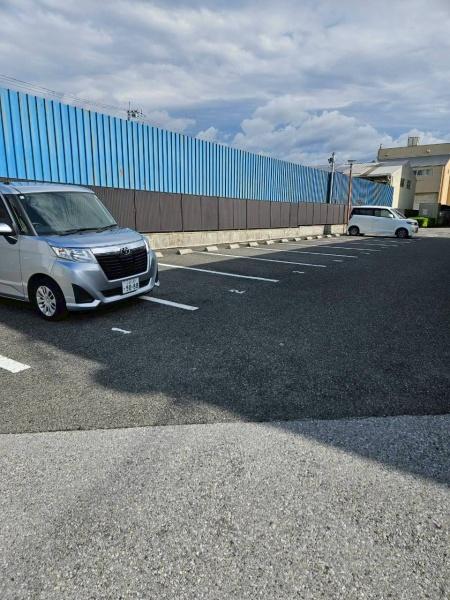 Villa・Fiore(駐車場)