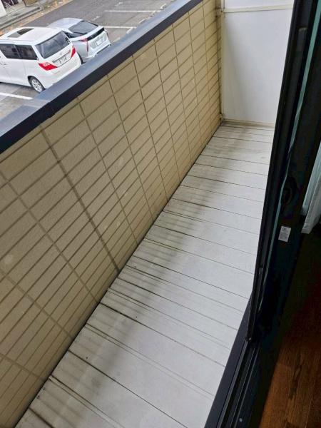 あおきアパート(バルコニー)